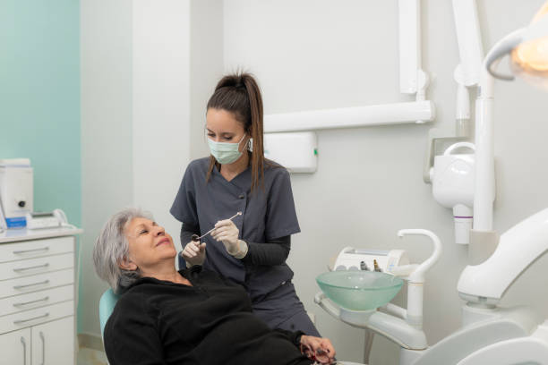 Best Emergency Dentist for Knocked-Out Tooth in Howey In The Hills, FL